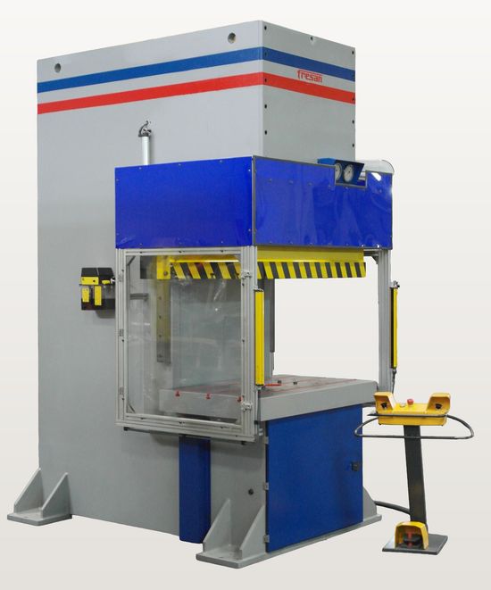 Fresan C-Frame hydraulic press, front view.