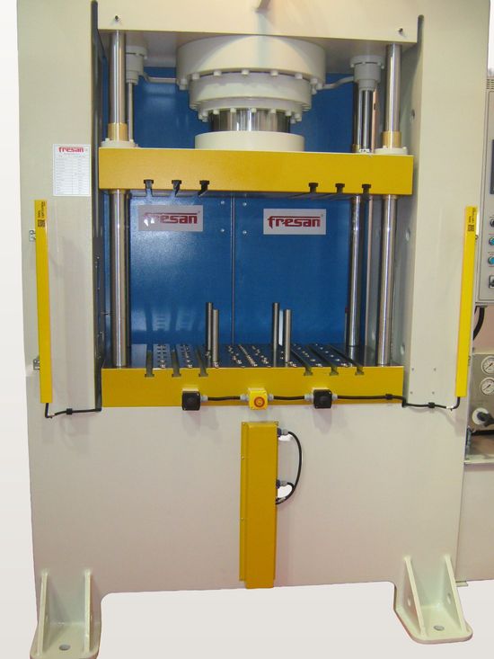 Fresan H-Frame deep drawing hydraulic press, front view.