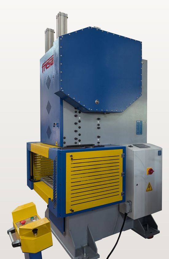 Fresan FP 160P eccentric press, angled view showing the electric cabinet, light curtains, side covers.